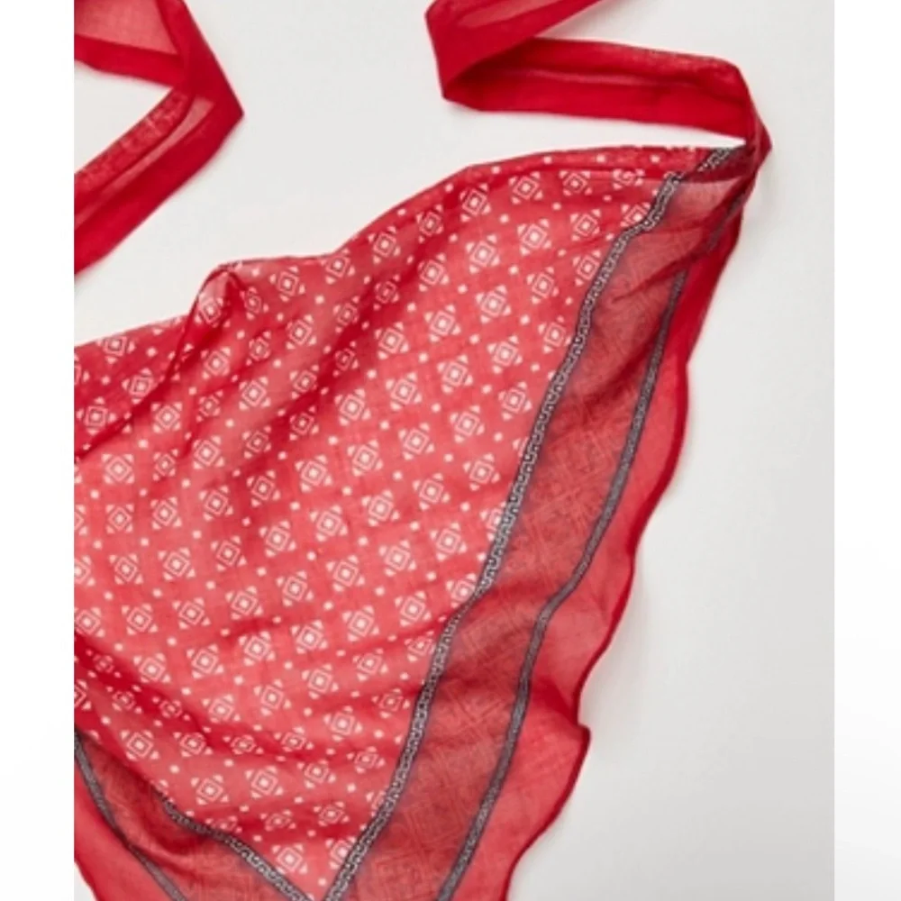 Free People Bridgette Bandana - Classic Red NWT - Picture 2 of 5
